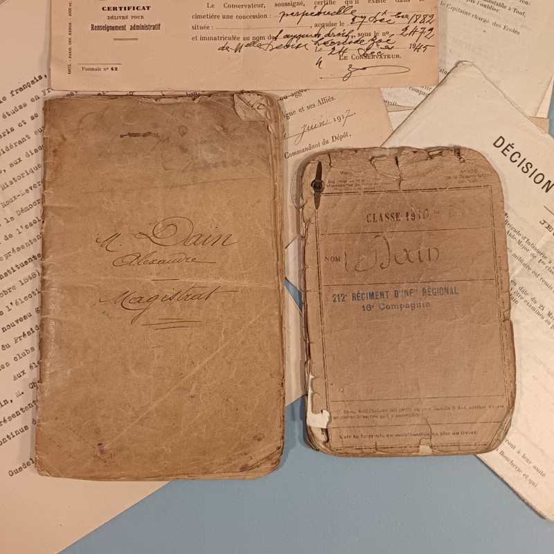 SOUVENIR D'UN SOLDAT DU 160 ème REGIMENT D'INFANTERIE GUERRE 1914 1918 LIVRET PAPIER PHOTOS CERTIFICATS